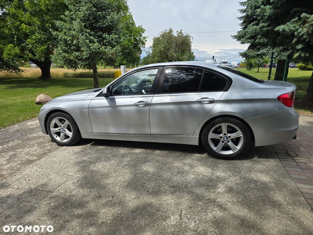 BMW Seria 3 - 13