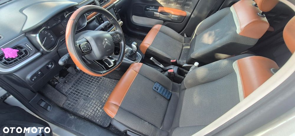 Citroën C3 1.2 PureTech Live - 16