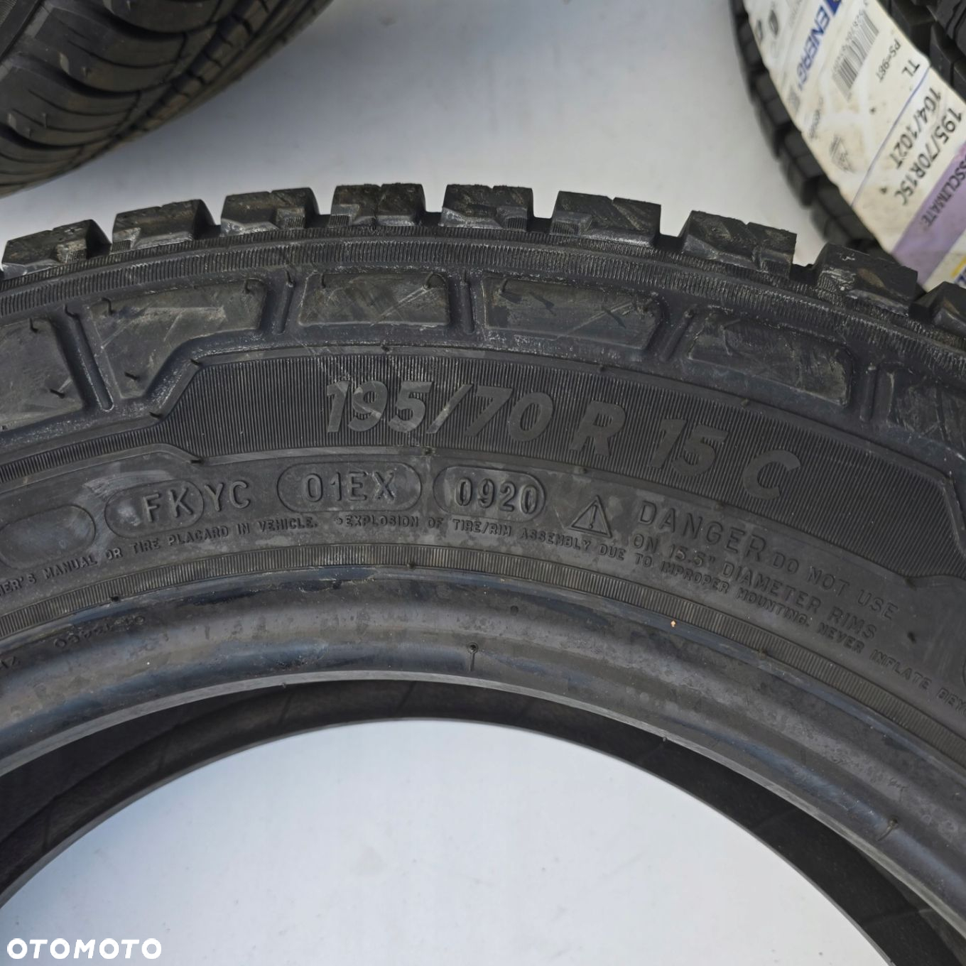 MICHELIN AGILIS CROSSCLIMATE 195/70R15C 104/102T 20R NOWE 4X - 6