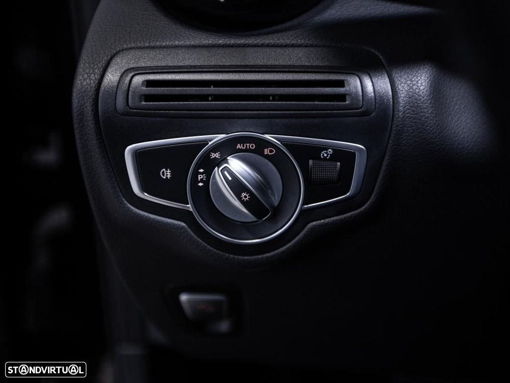 Mercedes-Benz GLC 300 de 4Matic - 17