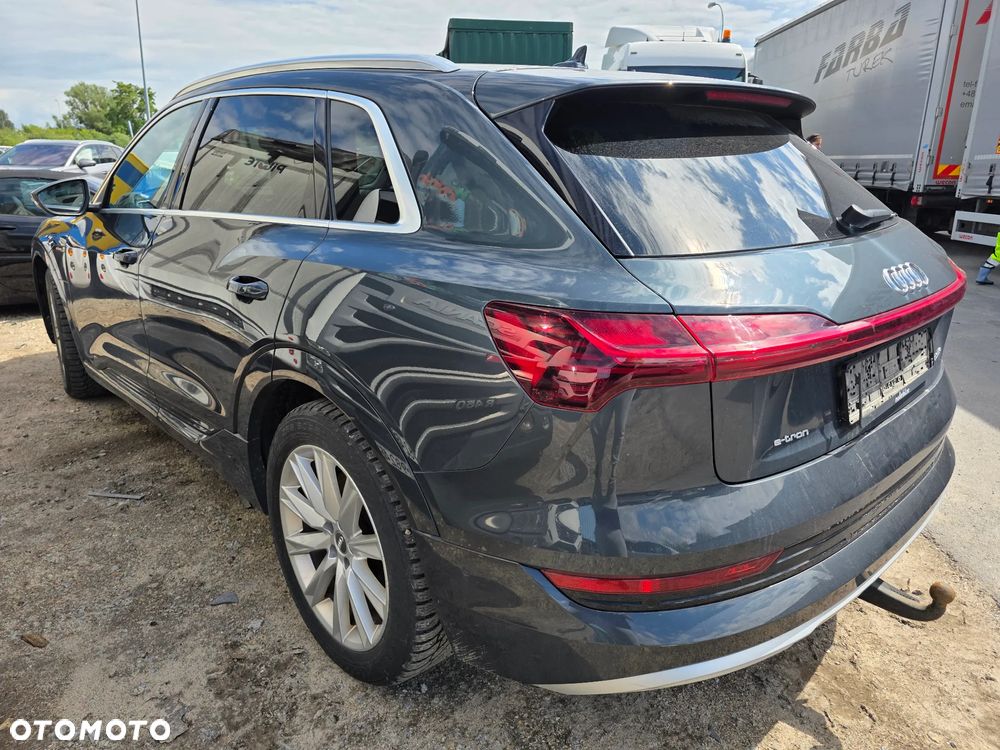 Audi e-tron 55 Quattro - 4