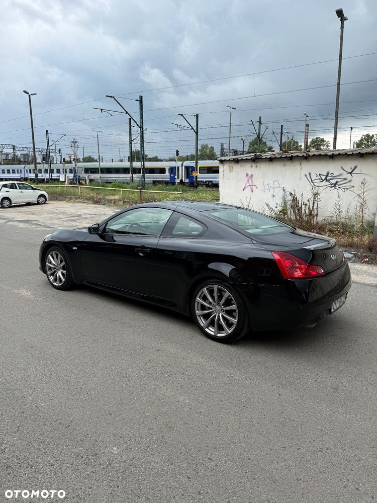 Infiniti G G37 - 4