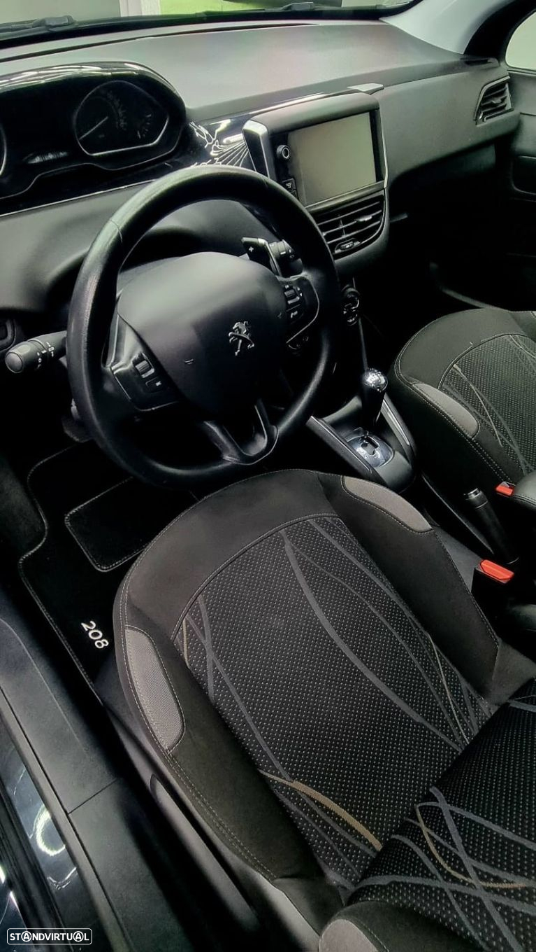 Peugeot 208 1.4 HDi - 8