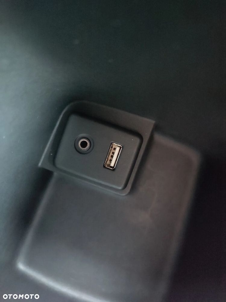 Opel Astra 1.4 Turbo Business - 40