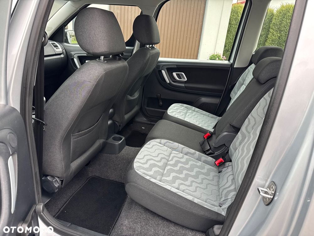 Skoda Roomster 1.4 16V - 8
