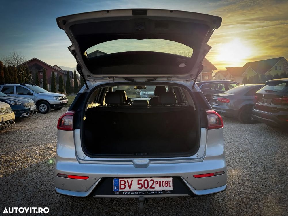 Kia Niro 1.6 GDI HEV 2WD OPF Aut. Edition 7 - 6