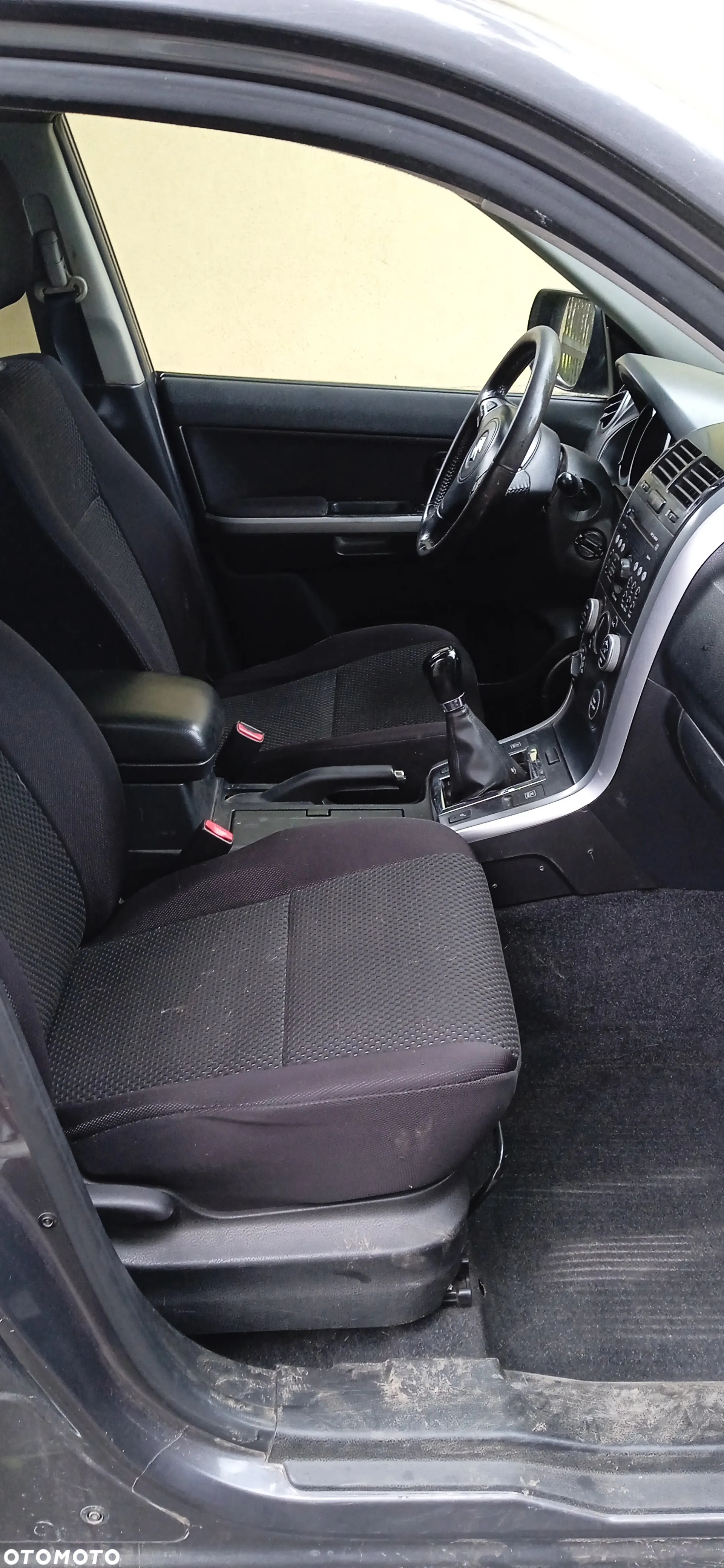 Suzuki Grand Vitara 2.4 Premium EU5 - 13
