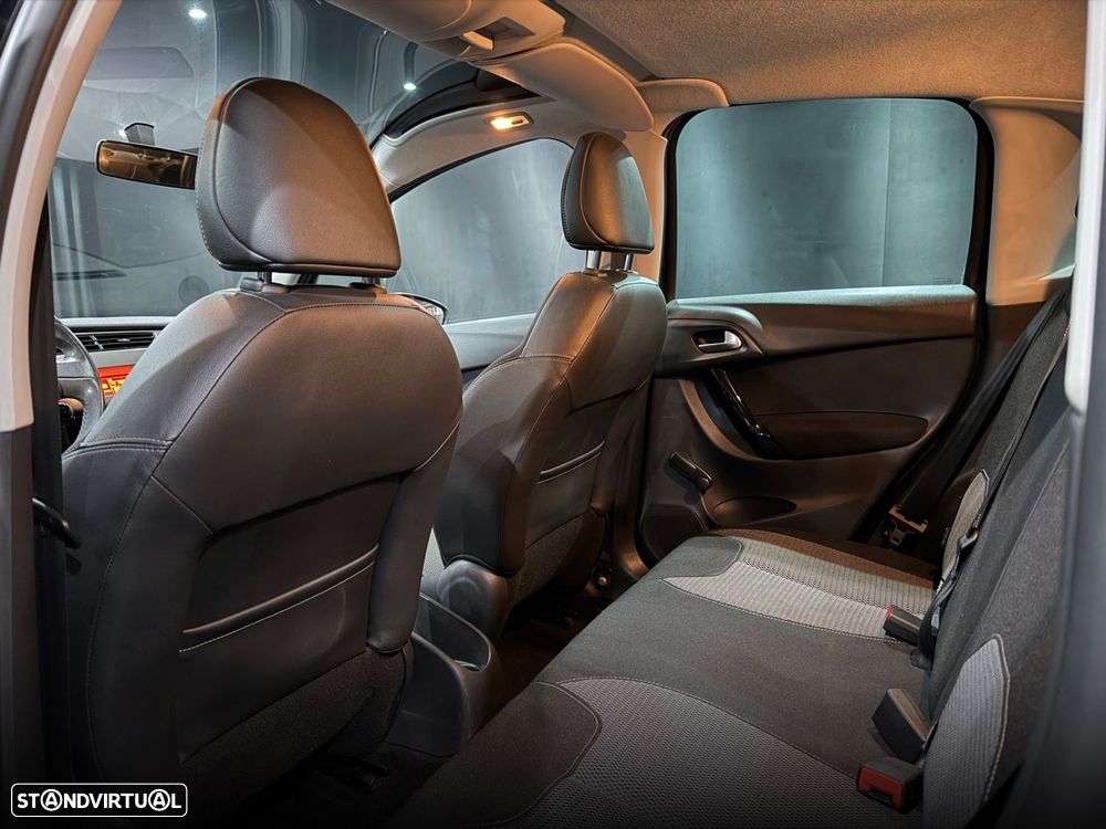 Citroën C3 1.2 VTi Exclusive - 19