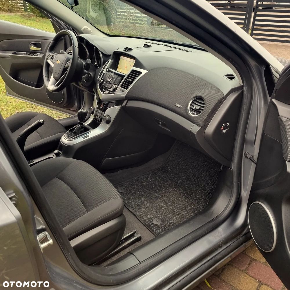 Chevrolet Cruze 1.7 D LT+ Premium - 11