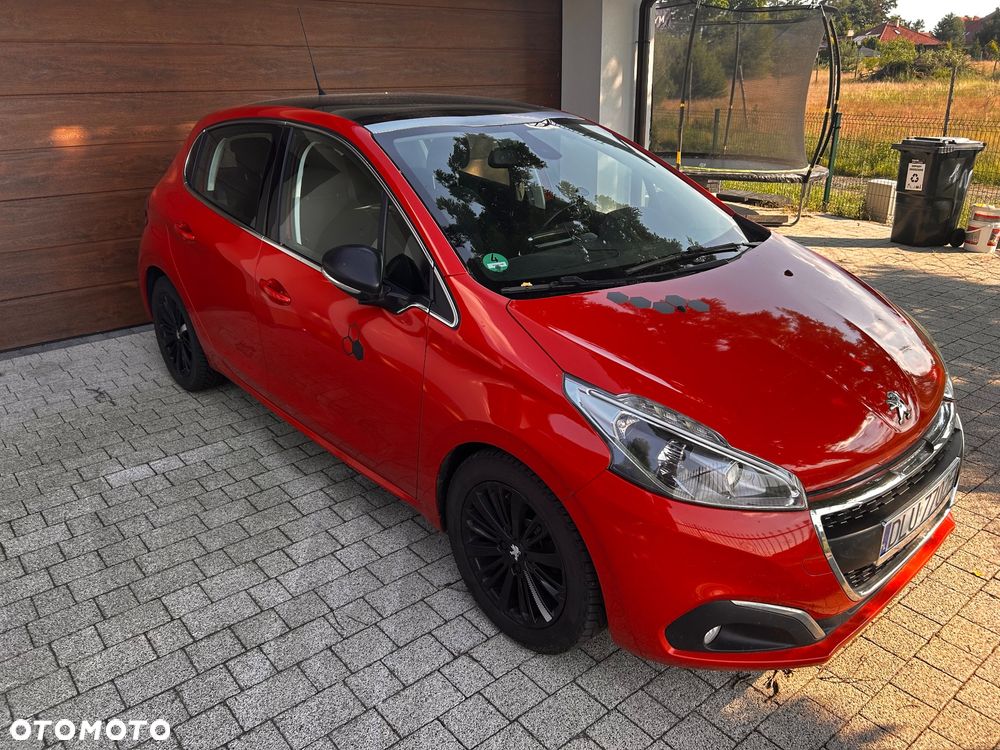 Peugeot 208 PureTech 110 Stop & Start Allure - 2