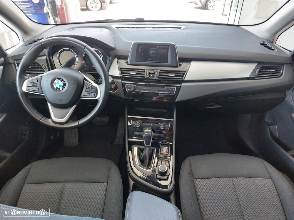 BMW 225xe Active Tourer Advantage - 13