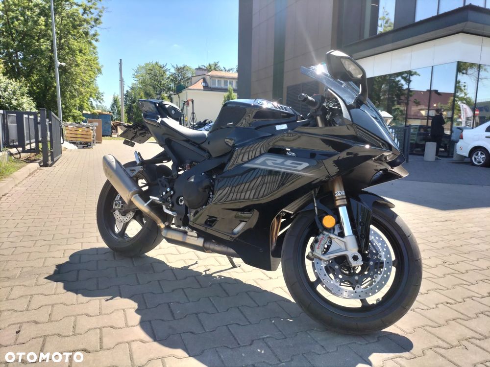 Yamaha R9 - 4