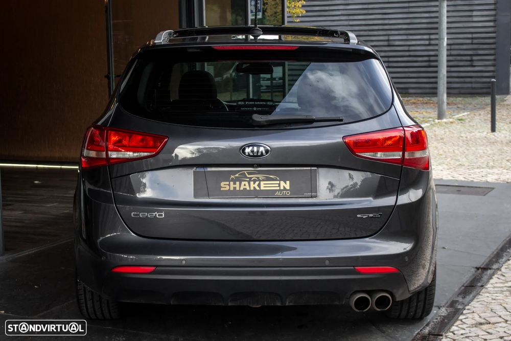 Kia Ceed SW 1.6 CRDi GT Line - 10
