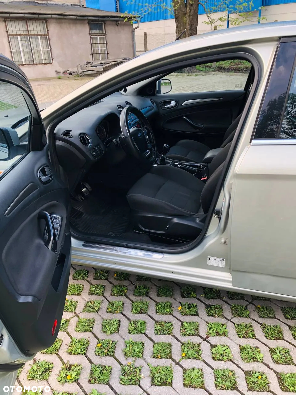 Ford Mondeo - 9