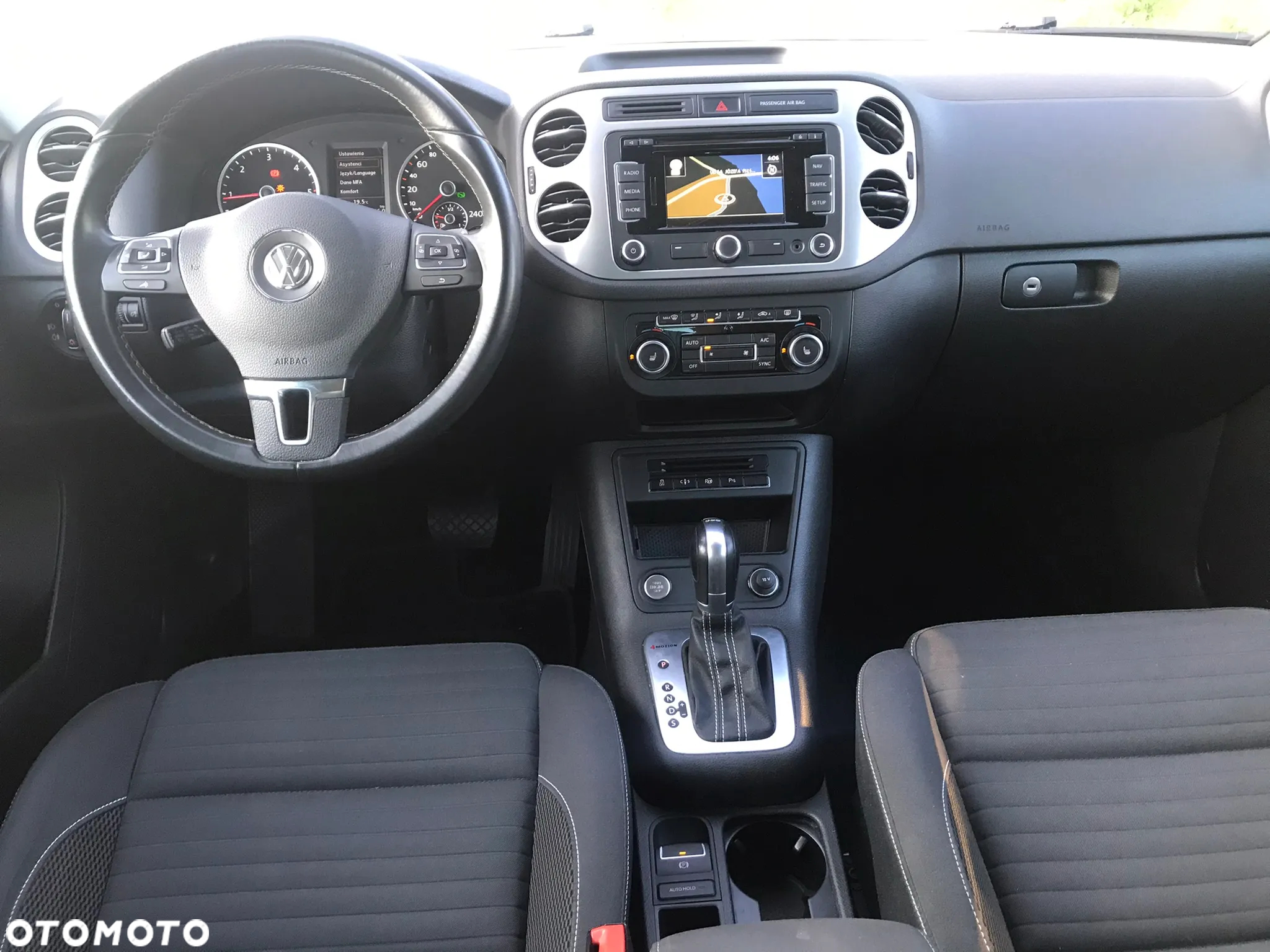 Volkswagen Tiguan 2.0 TDI 4Mot R-Style DSG - 8
