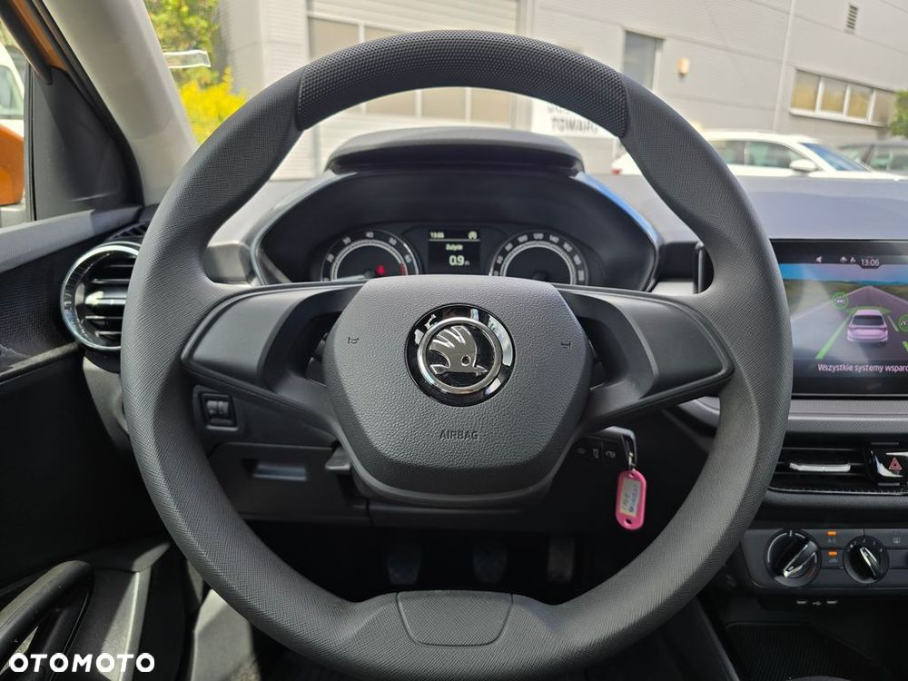 Skoda Fabia 1.0 Ambition - 28