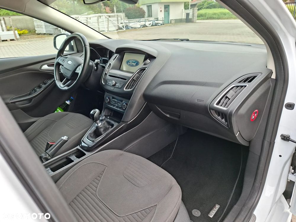 Ford Focus 1.5 EcoBoost STart-Stopp-System ST-LINE - 13