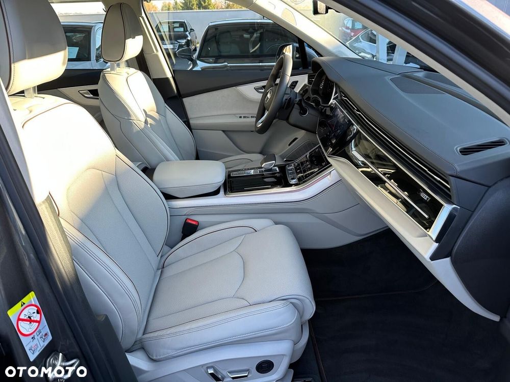 Audi Q7 - 21