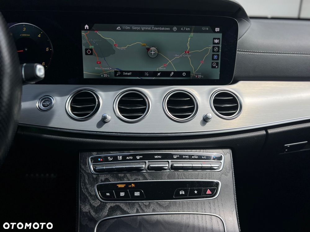 Mercedes-Benz Klasa E 220 d 4-Matic AMG - 23