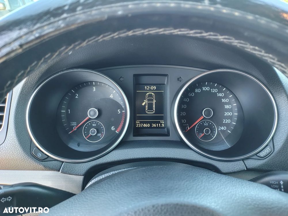 Volkswagen Golf 1.6 TDI DPF Style - 3