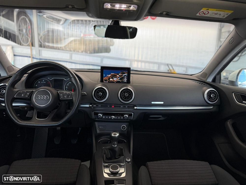 Audi A3 Sportback 1.6 TDI Sport - 11