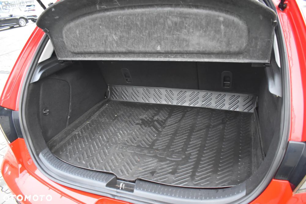 Mazda 3 2.0 Sport - 14