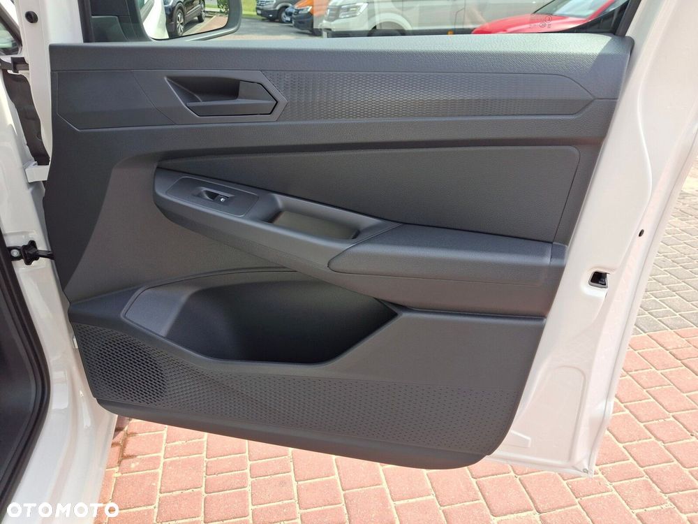 Volkswagen Caddy Maxi - 25