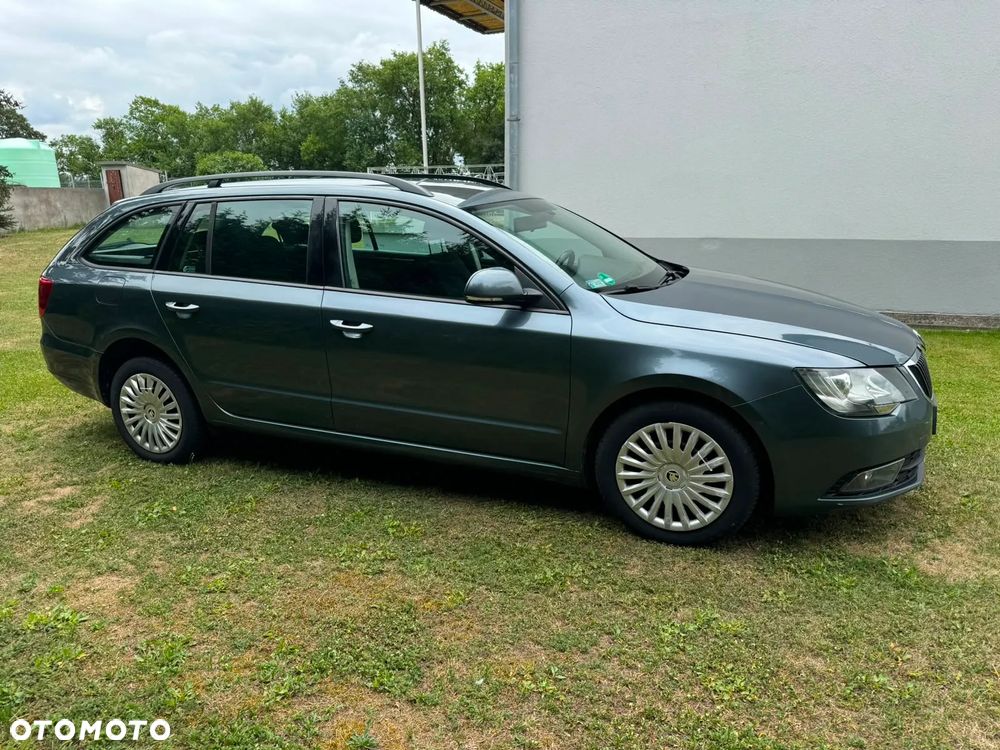 Skoda Superb 2.0 TDI Ambition - 14