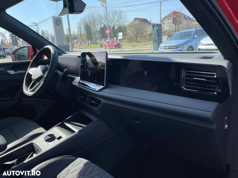 Volkswagen Tiguan - 18