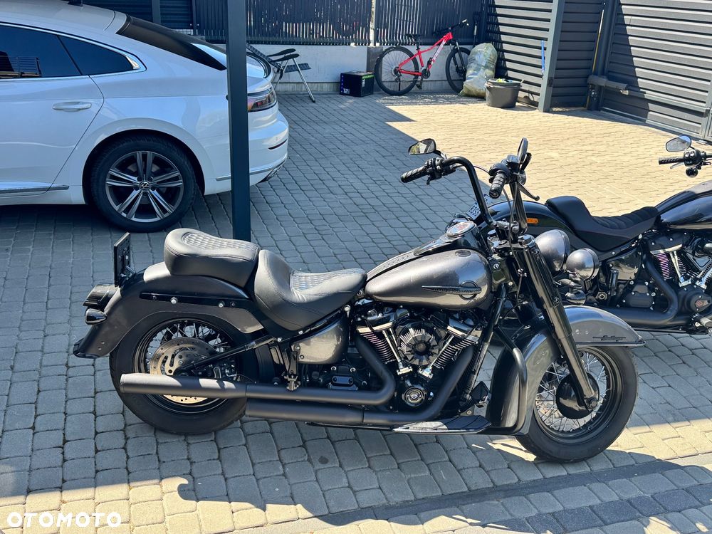 Harley-Davidson Softail Heritage Classic - 26