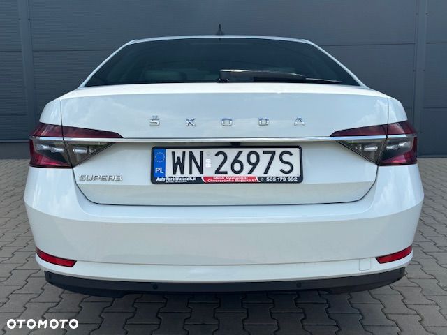 Skoda Superb 2.0 TDI SCR Style DSG - 5