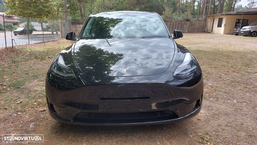 Tesla Model Y Standard - 1