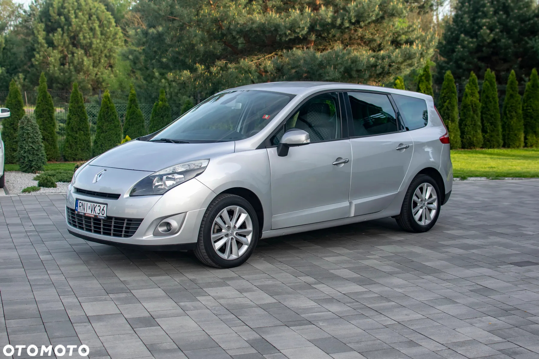 Renault Grand Scenic - 7