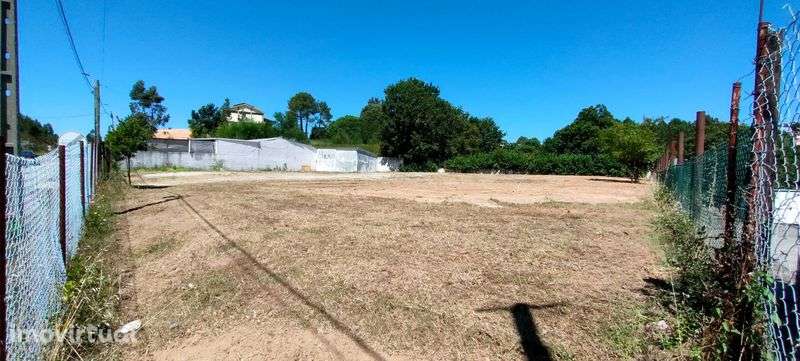 Terreno p/alugar com cerca de 1400m2 - Grande imagem: 4/6