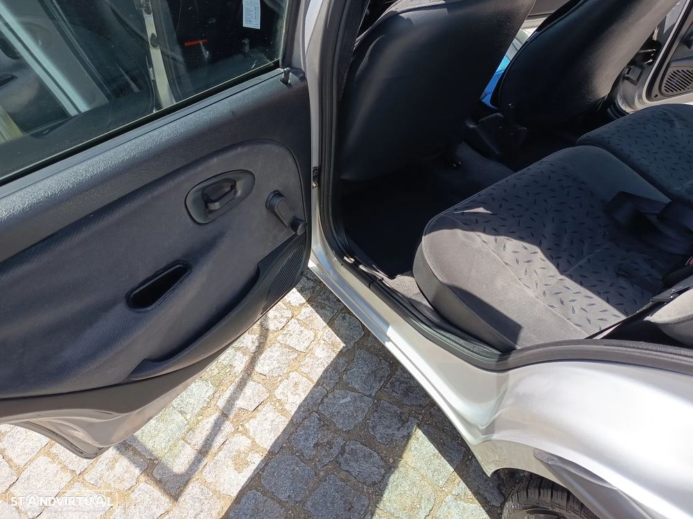 Citroën Saxo 1.1i SX - 15