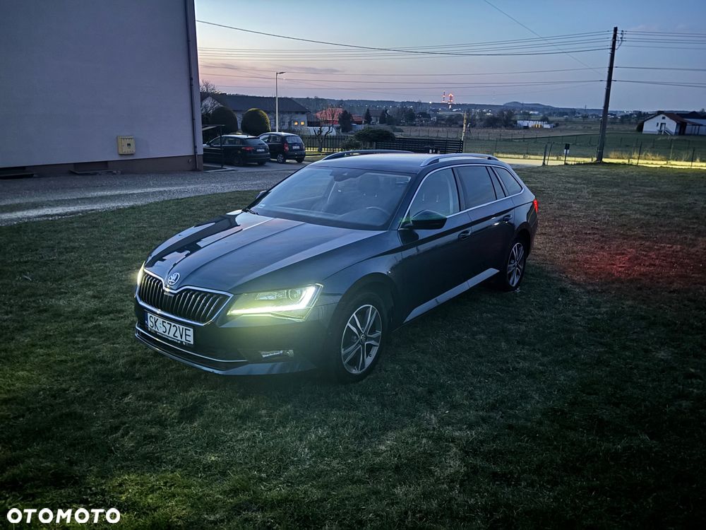 Skoda Superb 2.0 TDI Ambition - 1