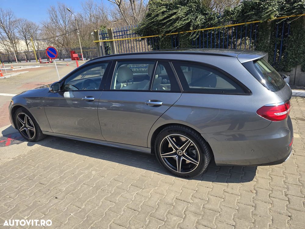 Mercedes-Benz E 300 de 9G-TRONIC Night Edition - 4