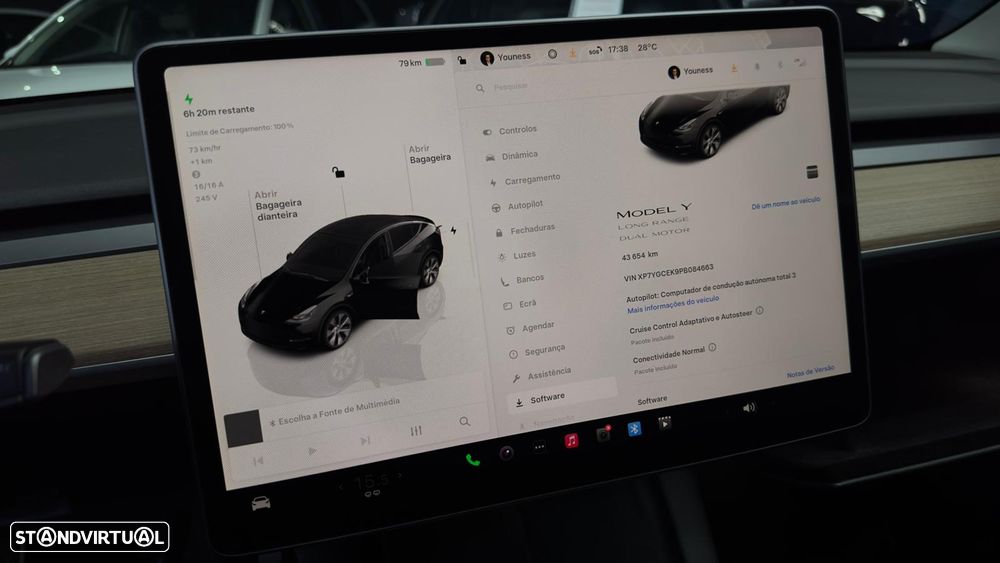 Tesla Model Y Long Range Dual Motor AWD - 25