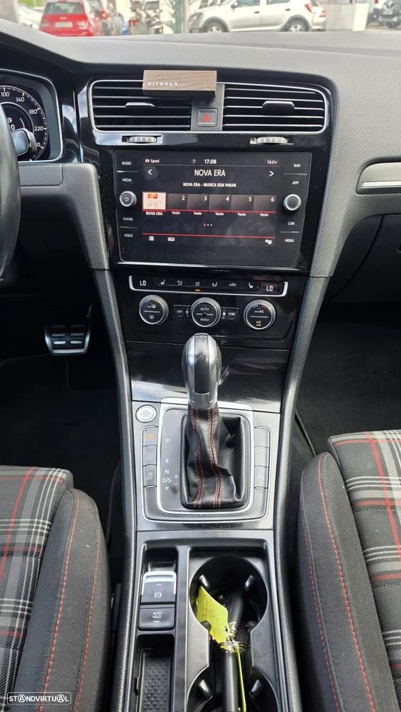 VW Golf 2.0 TSi GTi DSG Performance - 18