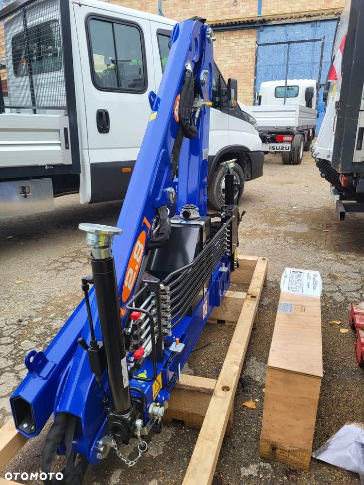 HDS PM 2823 Nowy Ferrari 531 A 3 plus 1 Iveco Nissan Renault Mercedes Palfinger Hiab - 6