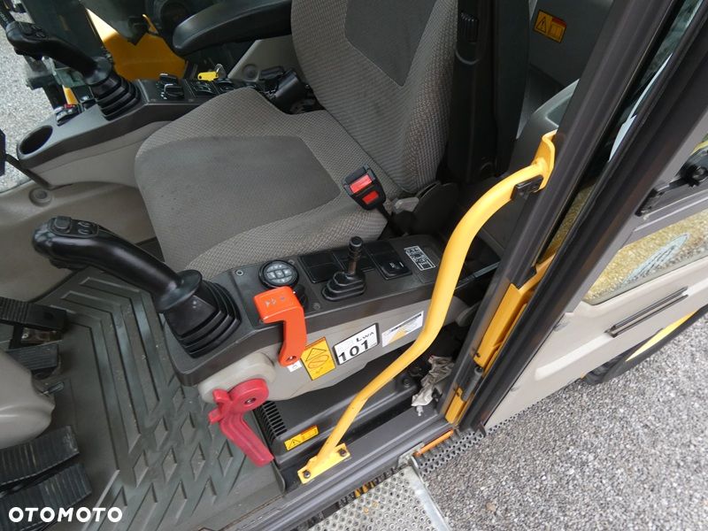 Volvo EW140D ROTOTILT ZE SZCZYPCAMI / Sprowadzona / - 15