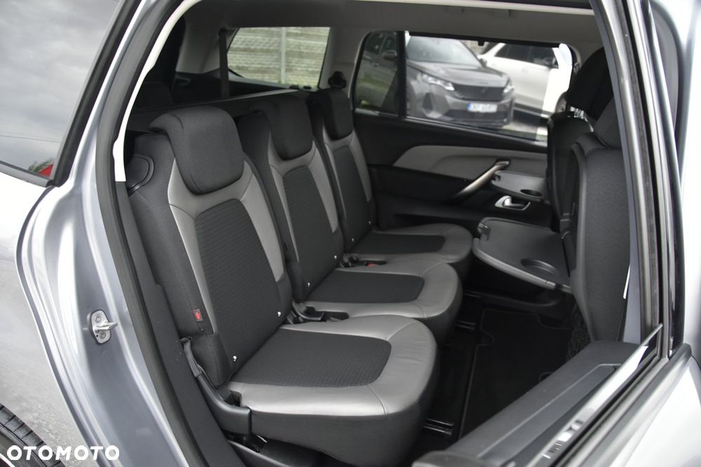 Citroën C4 SpaceTourer Grand BlueHDi 160 Stop&Start EAT8 SHINE - 24