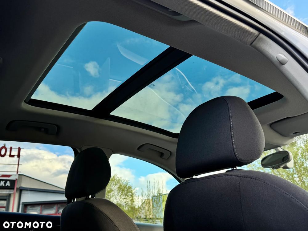 Audi Q3 2.0 TDI Quattro S tronic sport - 13