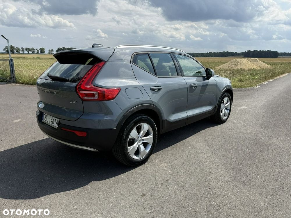 Volvo XC 40 D4 AWD Momentum Pro - 5