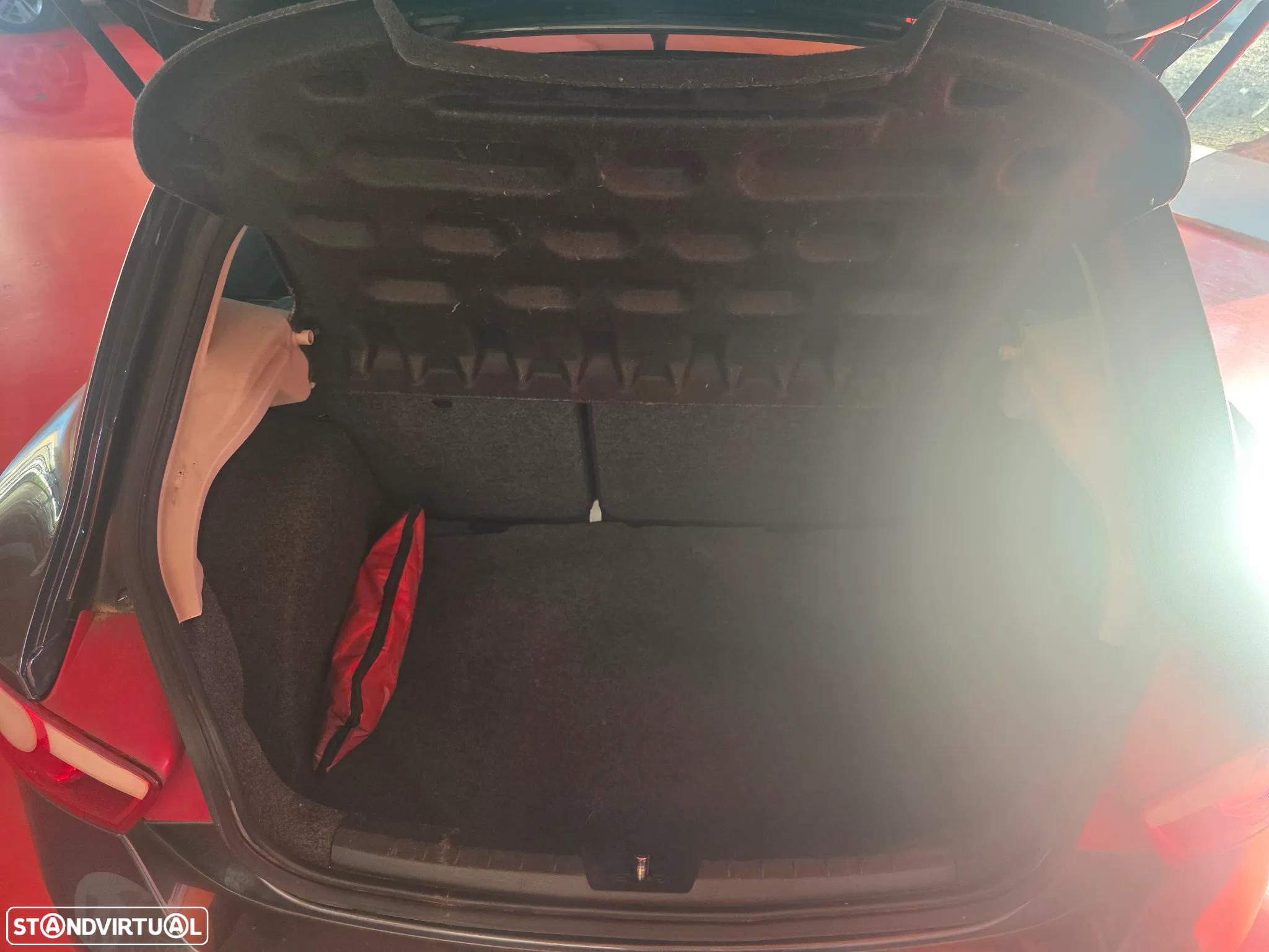 SEAT Ibiza SC 1.6 TDi Sport DPF - 19