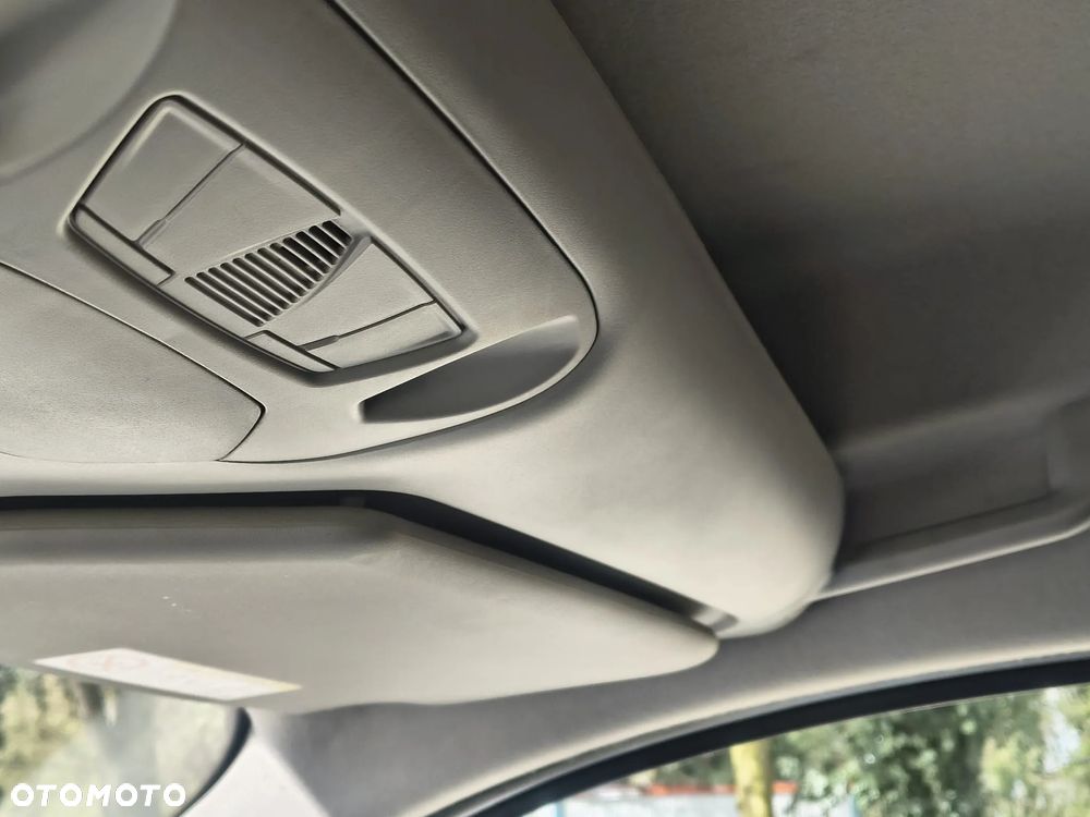 Ford Transit Connect - 30