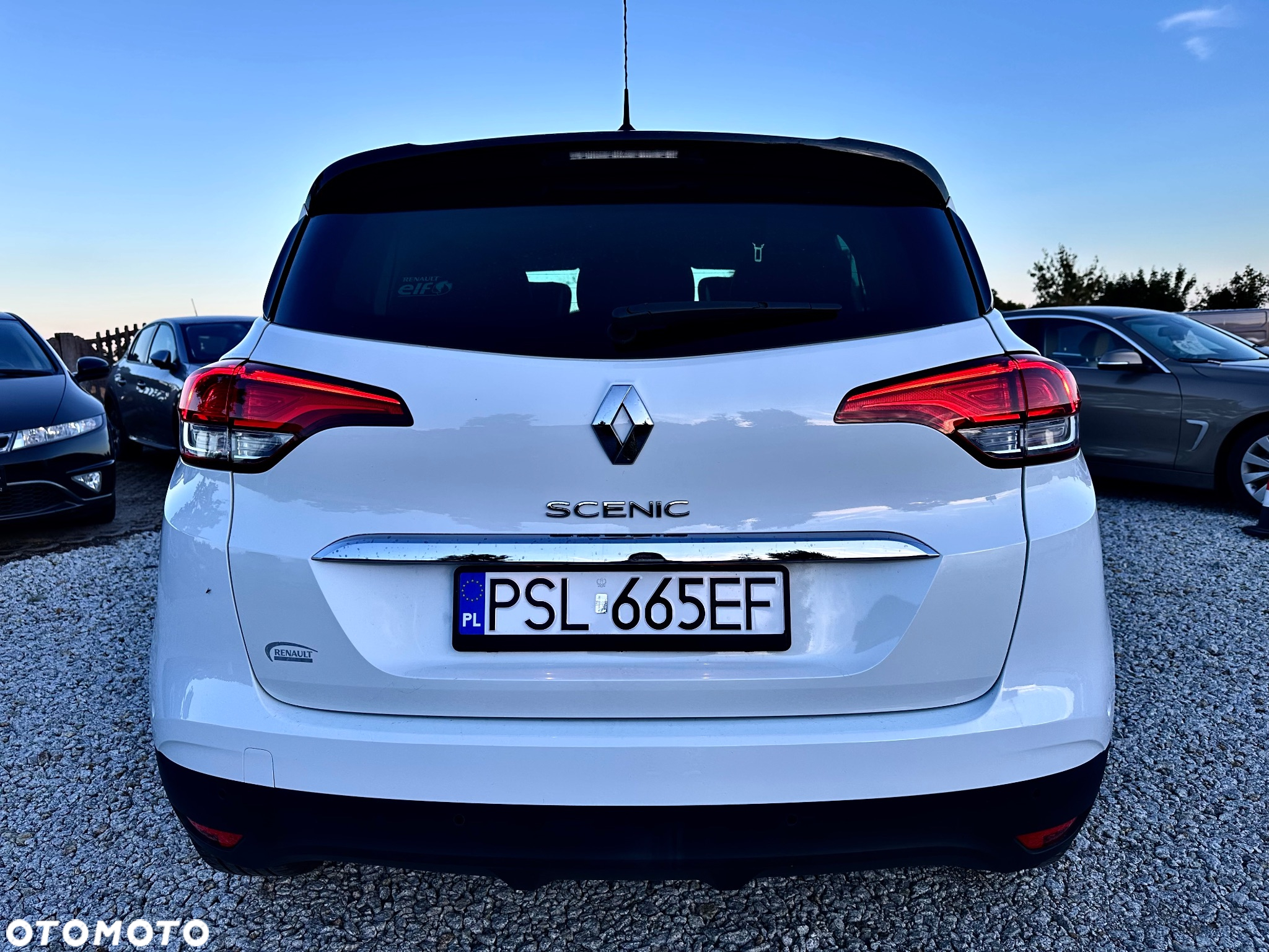 Renault Scenic ENERGY dCi 110 EDC BOSE EDITION - 32