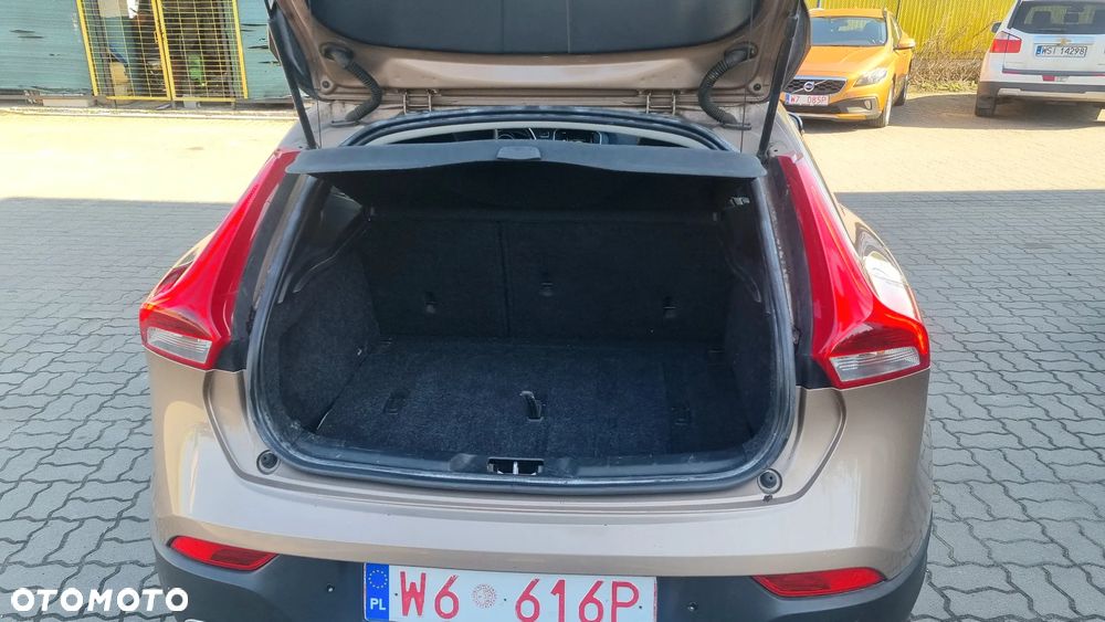 Volvo V40 Cross Country D3 Geartronic Summum - 6
