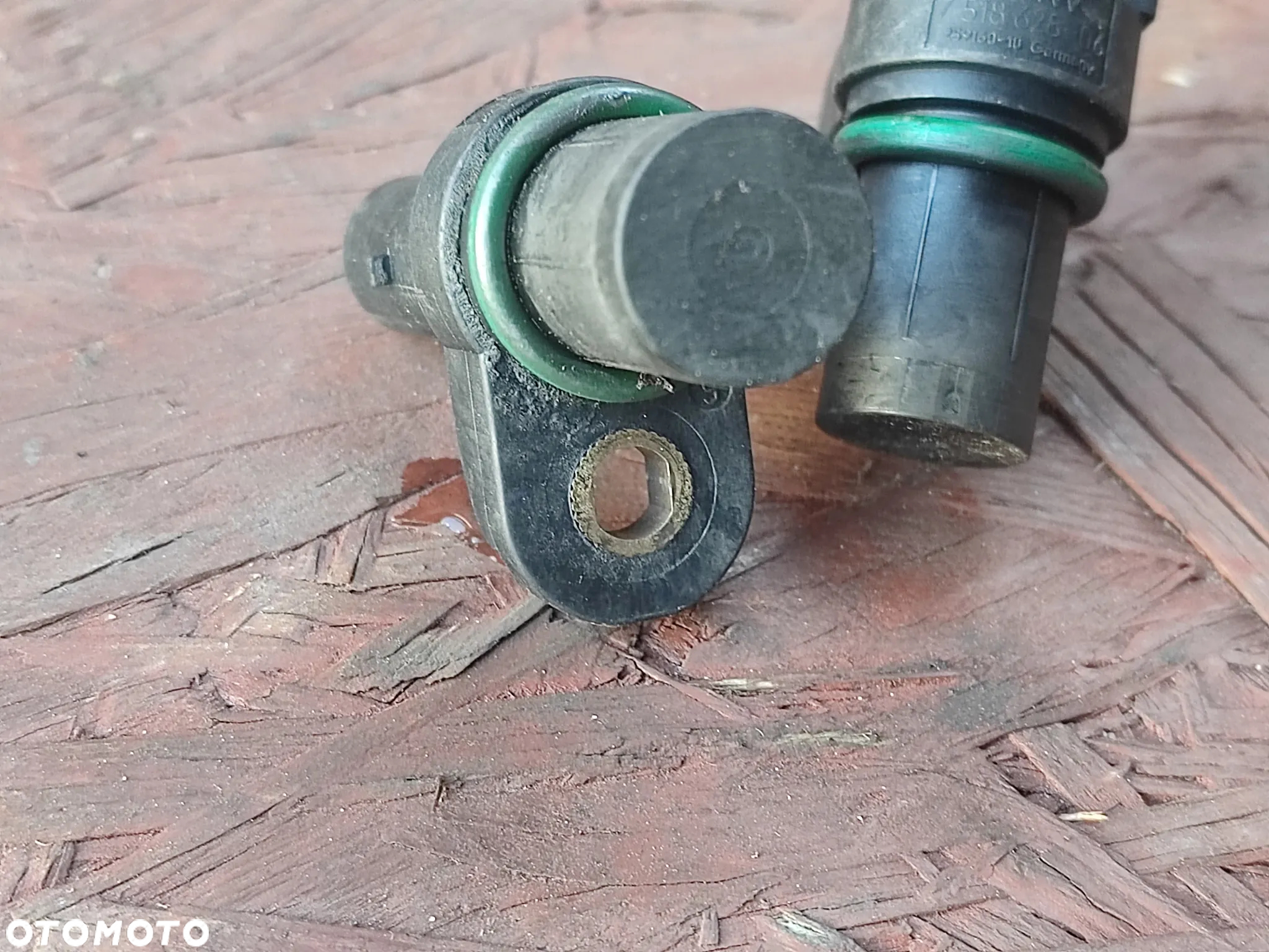 BMW E46 / E90 / E91 ORYGINALNY CZUJNIK WAŁKA ROZRZĄDU SSĄCY / WYDECHOWY SIMENS DO SILNIKÓW GAMY N42 / N46 ( 1.6i / 1.8i / 2.0i ) O NR. 12 14 7 518 628 / 12 14 7 506 273 OEM SPRAWNE W 100% - 9