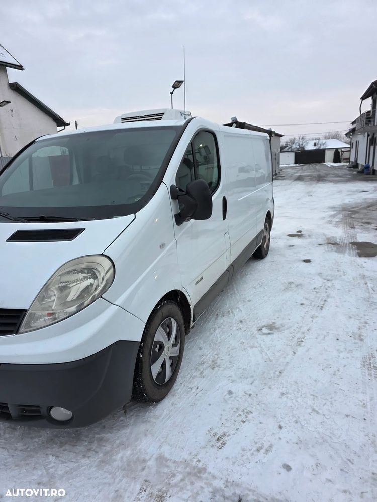 Renault Trafic - 2